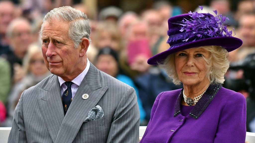 Reino Unido modifica su himno "God Save the Queen" 70 años después para rendir tributo a Carlos III