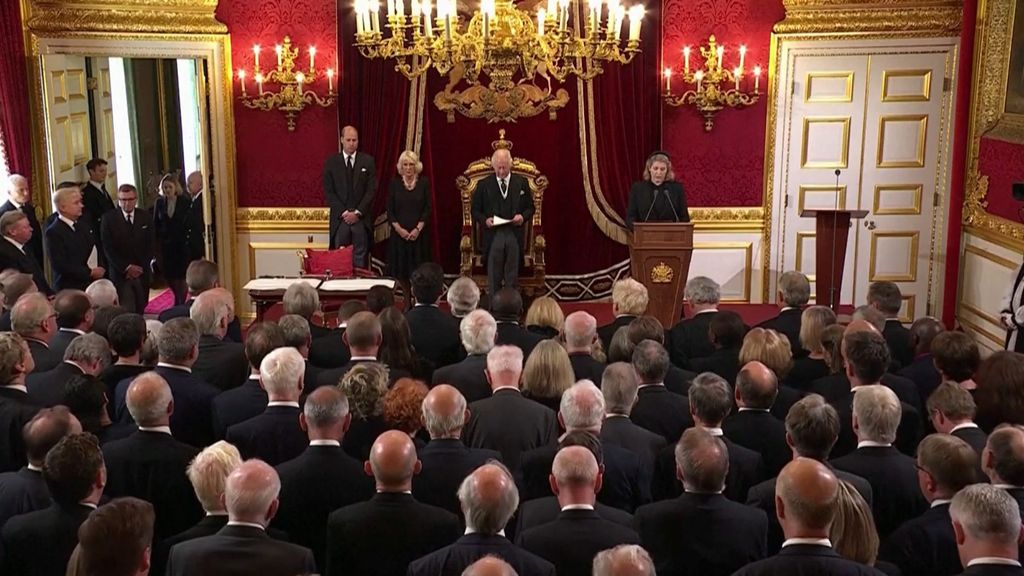 Carlos III, proclamado rey de Inglaterra: el día del funeral de Isabel II será festivo nacional