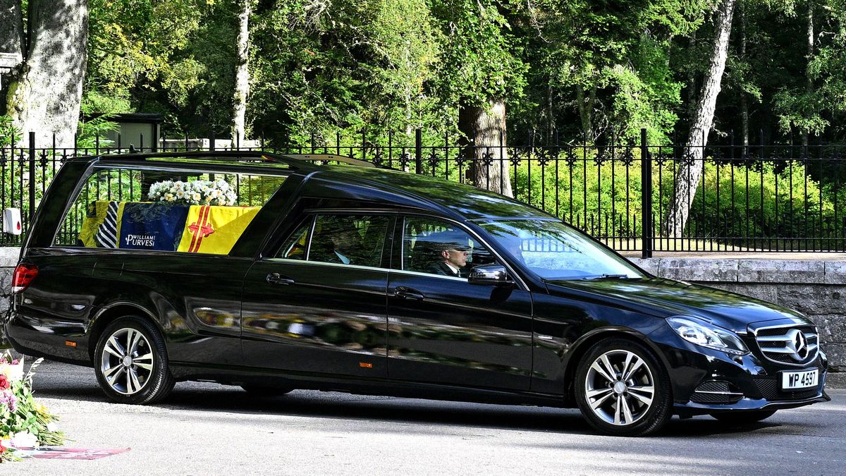 El cortejo fúnebre de la reina recorrerá más de 280 kilómetros desde el castillo de Balmoral hasta Edimburgo