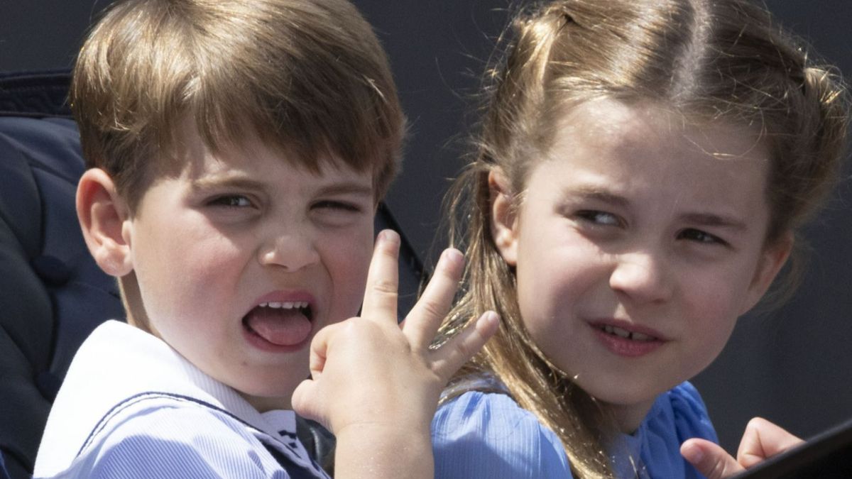 Los pequeños Louis y Charlotte, los hijos menores de Guillermo y Kate, príncipes de Gales
