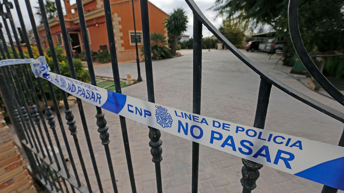 Detenido por acuchillar a su pareja en Valencia: su suegra se interpuso y también la apuñaló