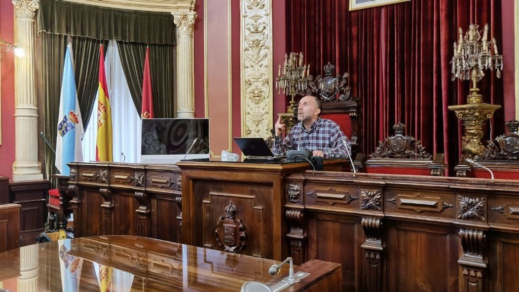 Imagen de archivo del alcalde, Gonzalo Pérez Jácome, durante un pleno en el Concello de Ourense.