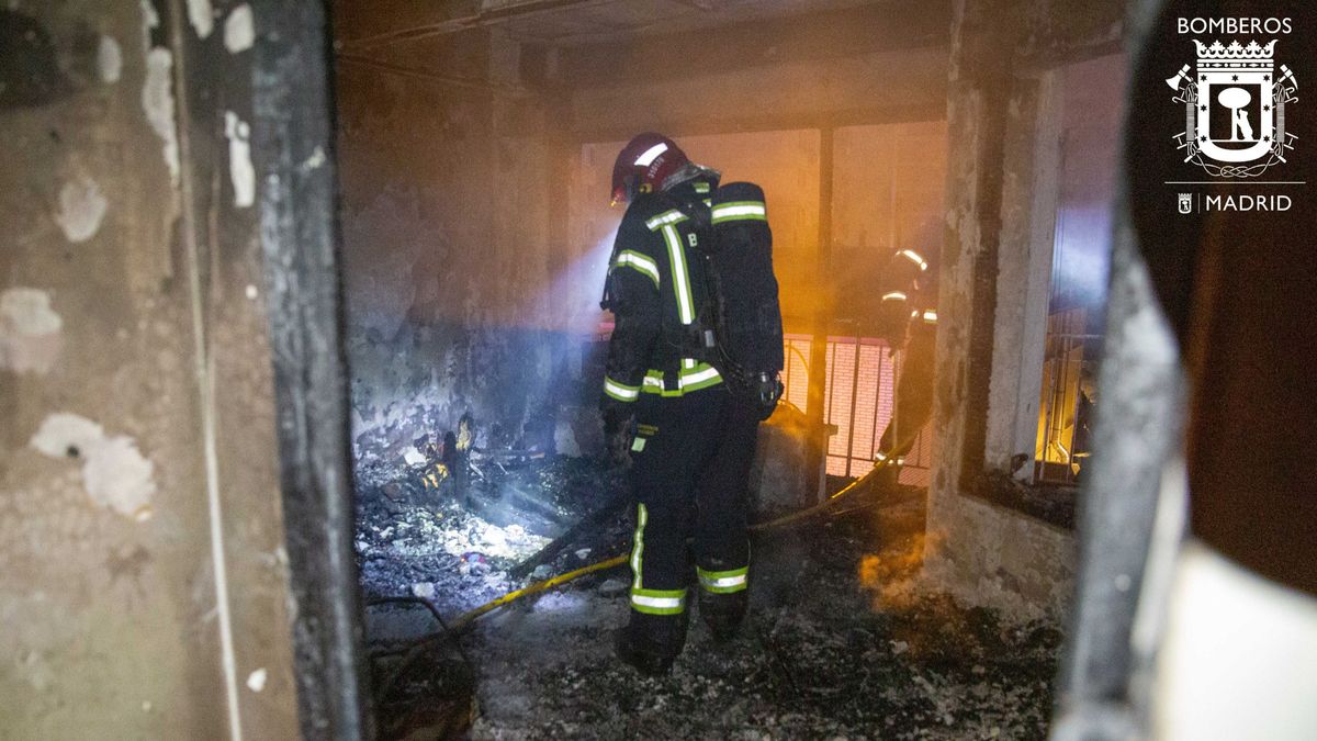Una pareja de okupas muere en un incendio en Madrid Una pareja de okupas muere en un incendio en Madrid