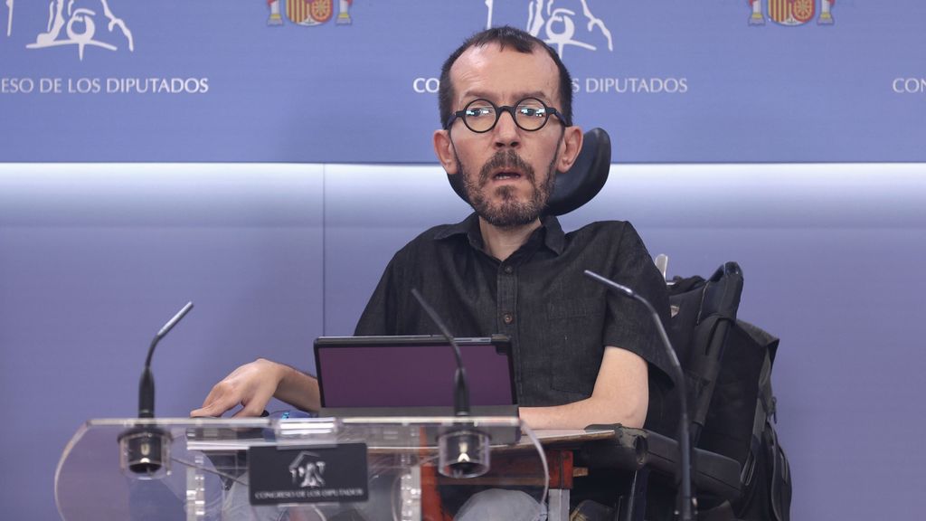 El portavoz de Podemos en el Congreso, Pablo Echenique