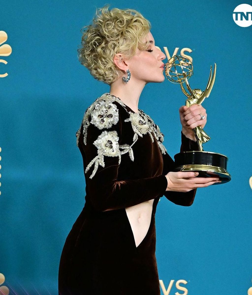 Julia Garner