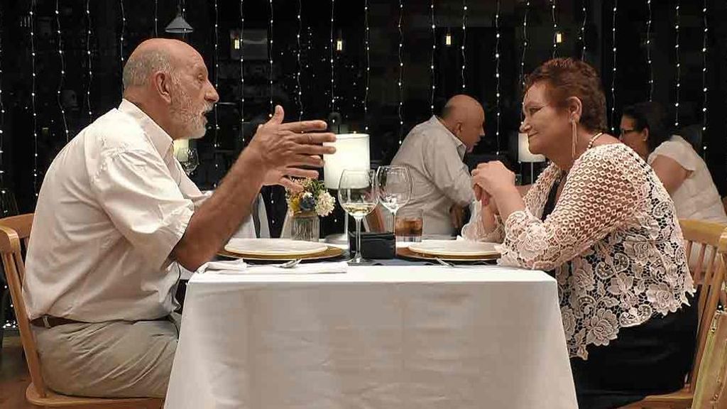 Pedro y Petra durante su cita en 'First Dates' 