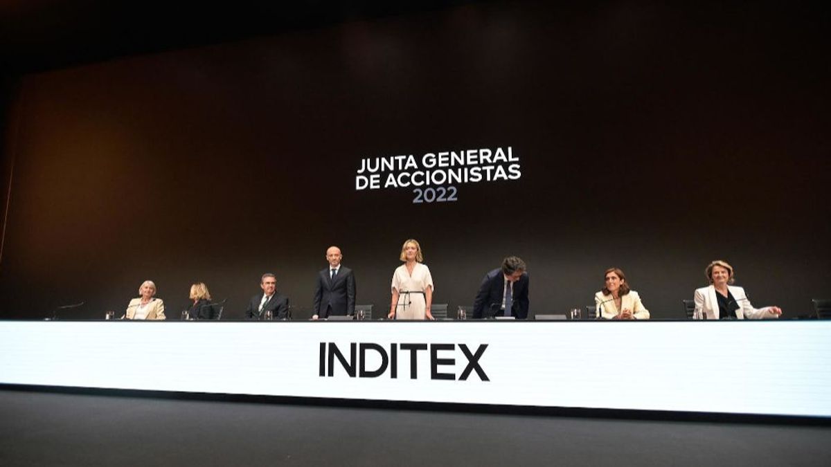 Imagen del Consejo de Administración de Inditex durante la Junta General de Accionistas. Imagen del Consejo de Administración de Inditex durante la Junta General de Accionistas.