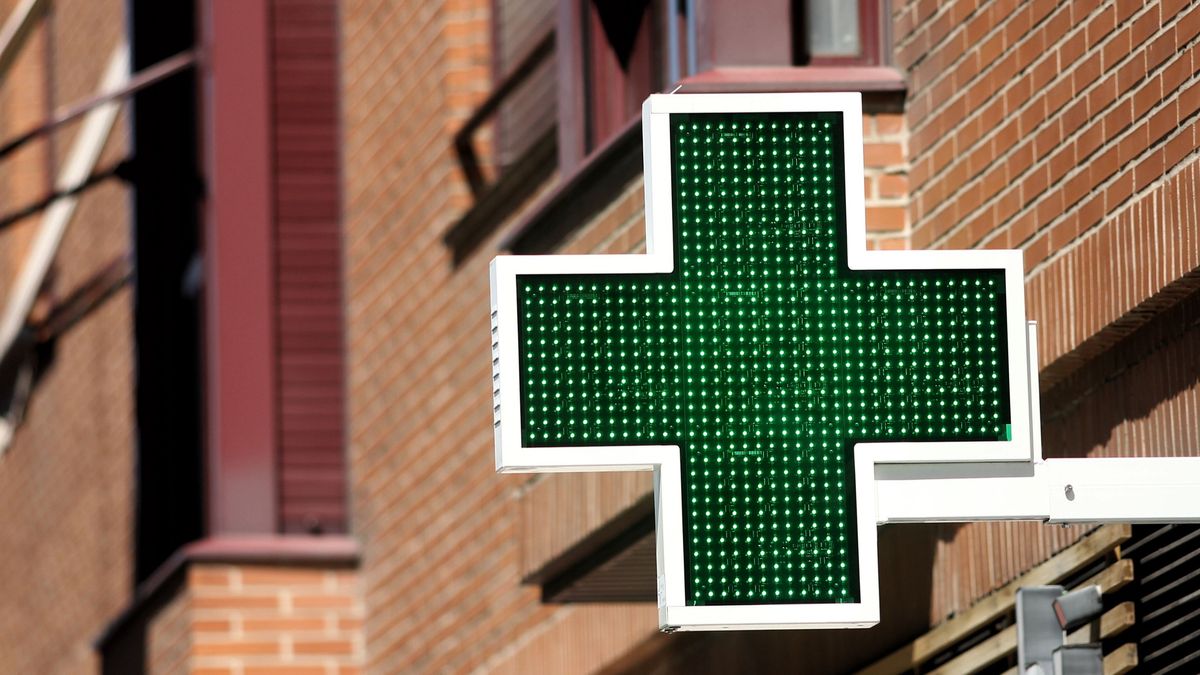 A juicio el titular de una farmacia de Huelva y tres empleados por estafar 600.000 euros al SAS A juicio el titular de una farmacia de Huelva y tres empleados por estafar 600.000 euros al SAS