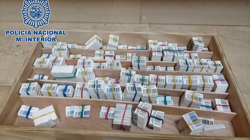 Cupones intervenidos por la Policía Nacional durante el registro