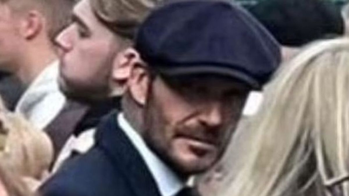 David Beckham en la cola para despedir a Isabel II