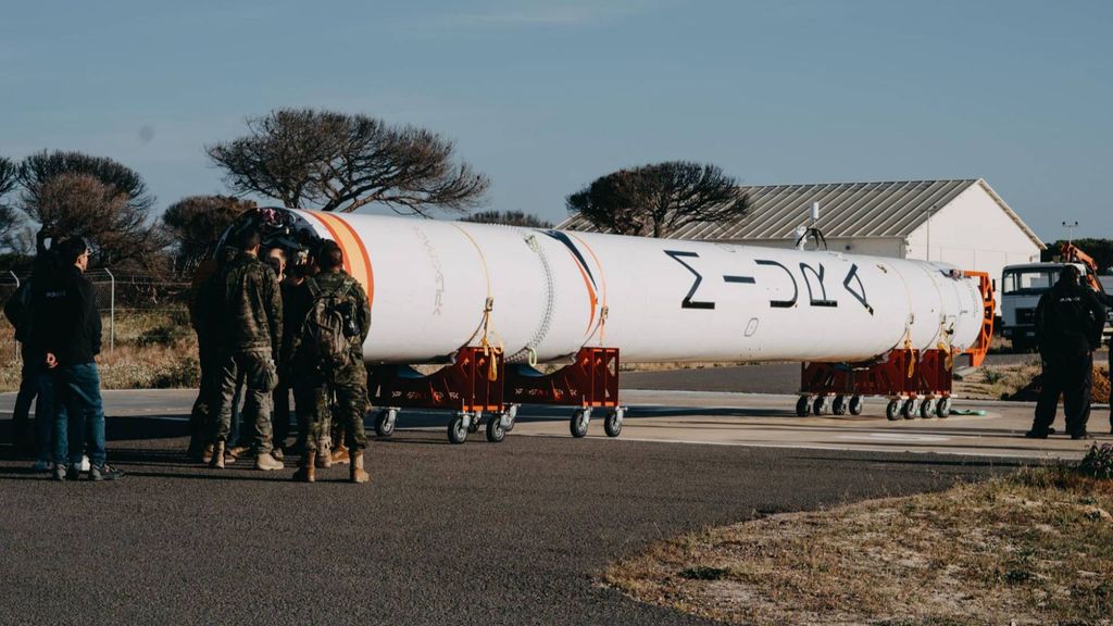 El cohete español ‘Miura 1’ está listo para su lanzamiento al espacio