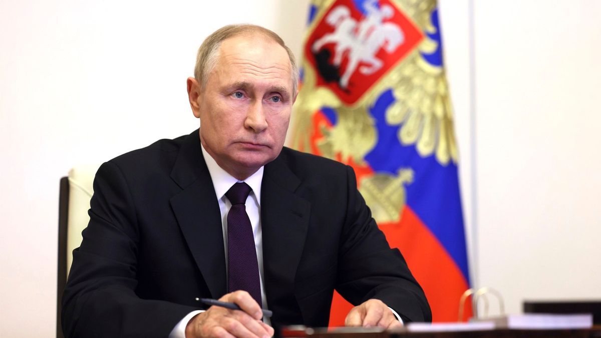 EuropaPress 4682635 13 september 2022 russia moscow russian president vladimir putin attends EuropaPress 4682635 13 september 2022 russia moscow russian president vladimir putin attends