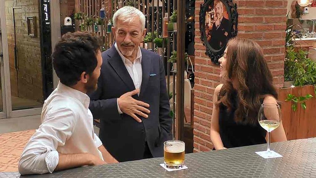 Javier y Daniela durante su cita en 'First Dates'