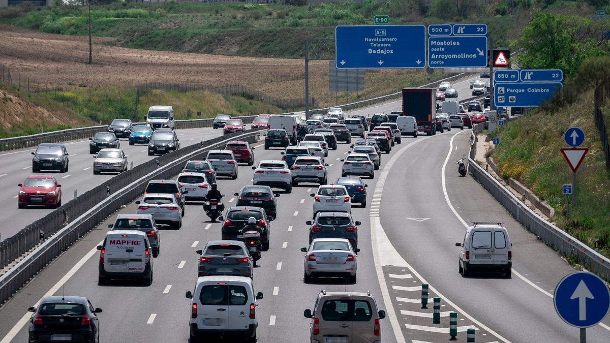 Movilidad urbana: "Seguimos prefiriendo el coche pero esto va a cambiar muy pronto" Movilidad urbana: "Seguimos prefiriendo el coche pero esto va a cambiar muy pronto"