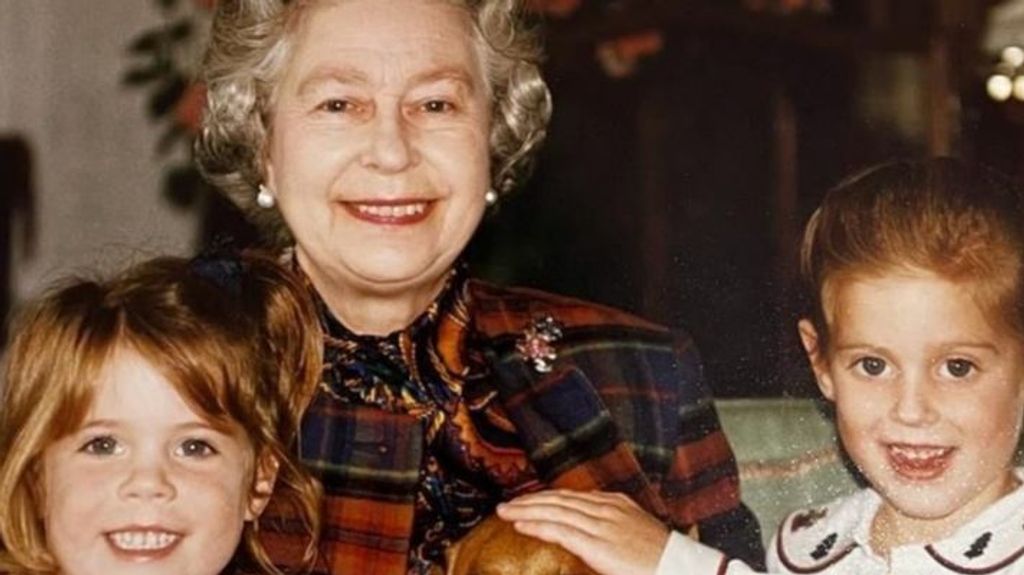 La emotiva despedida de las princesas Beatrice y Eugenie a su abuela Isabel II