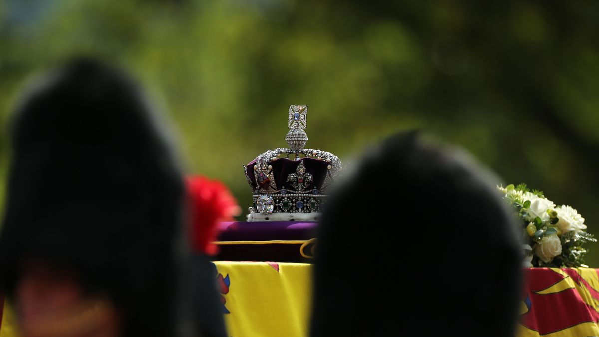 El ataúd de Isabel II será recuperado de la Bóveda Real y se enterrará en privado en la capilla