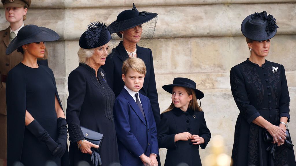 EuropaPress 4692746 19 september 2022 united kingdom london l r the duchess of sussex the queen