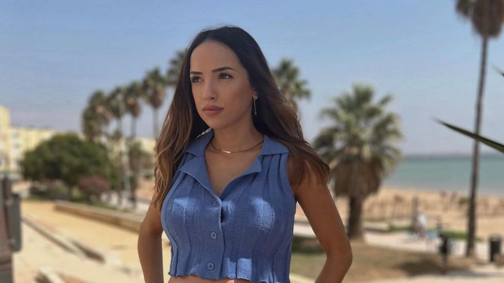Lucía Sánchez posa sin ropa en la recta final de su embarazo