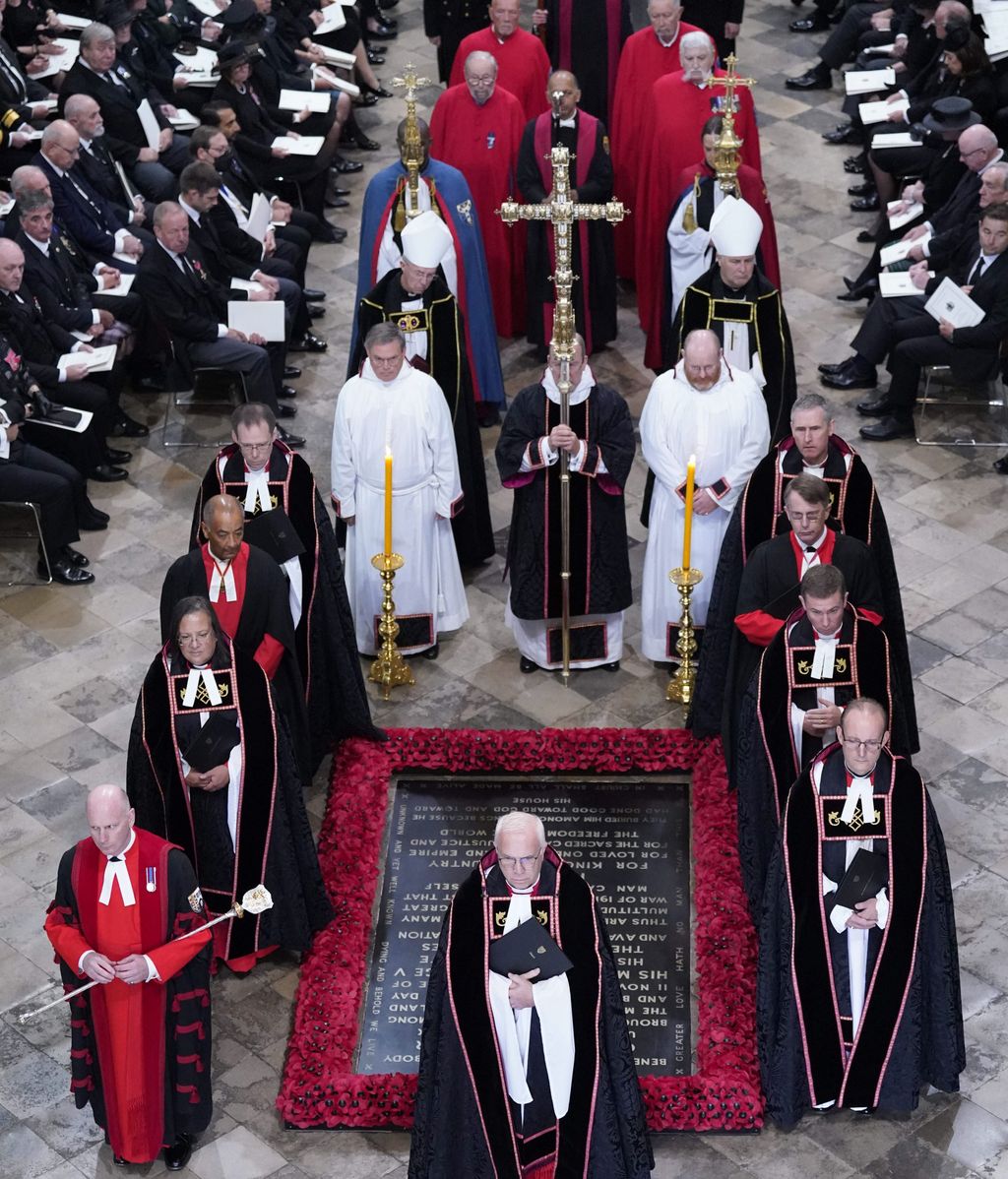 La misa ha sido oficiada por el Decano de Westminster