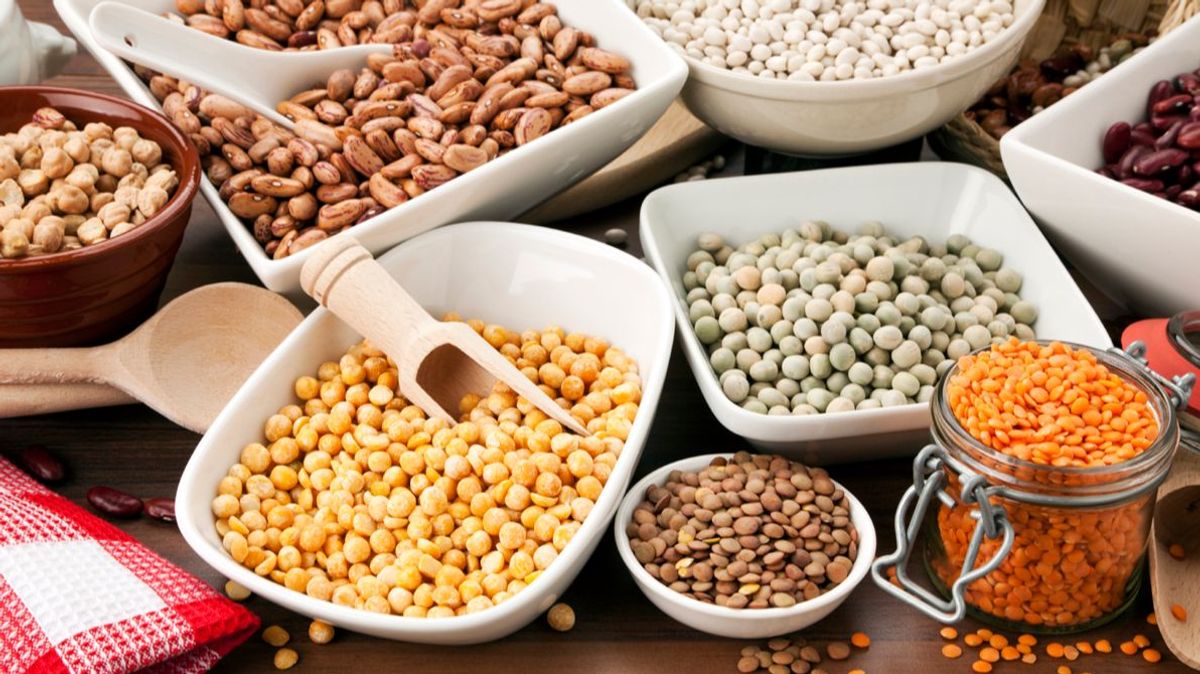 Más legumbres y hortalizas y menos carne, las recomendaciones de Consumo para comer de forma "saludable y sostenible" Más legumbres y hortalizas y menos carne, las recomendaciones de Consumo para comer de forma "saludable y sostenible"