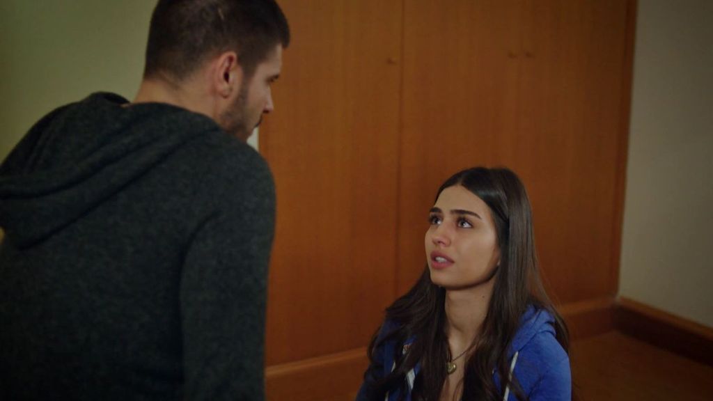 Nur suplica a Yigit que le conceda el divorcio