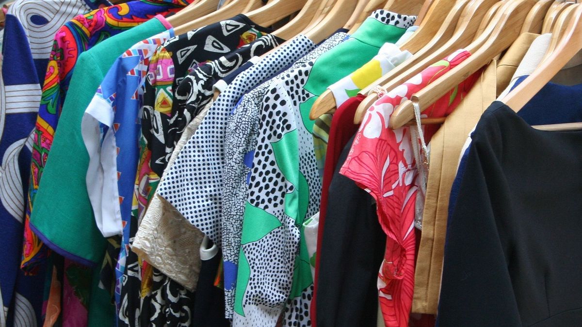 Cambio de armario: cómo guardar la ropa de verano para mantenerla como nueva