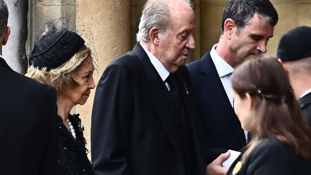La reina Sofía y el rey Juan Carlos, a su llegada a la Abadía de Westminster