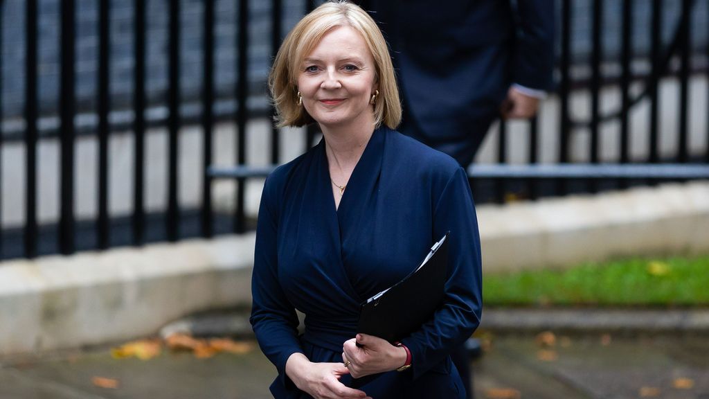 Liz Truss, the British Prime Minister seen outside 10 Downing Street. She arrived after travelling down from Balmoral where the former Foreign Secretary was officially appointed by the Queen.