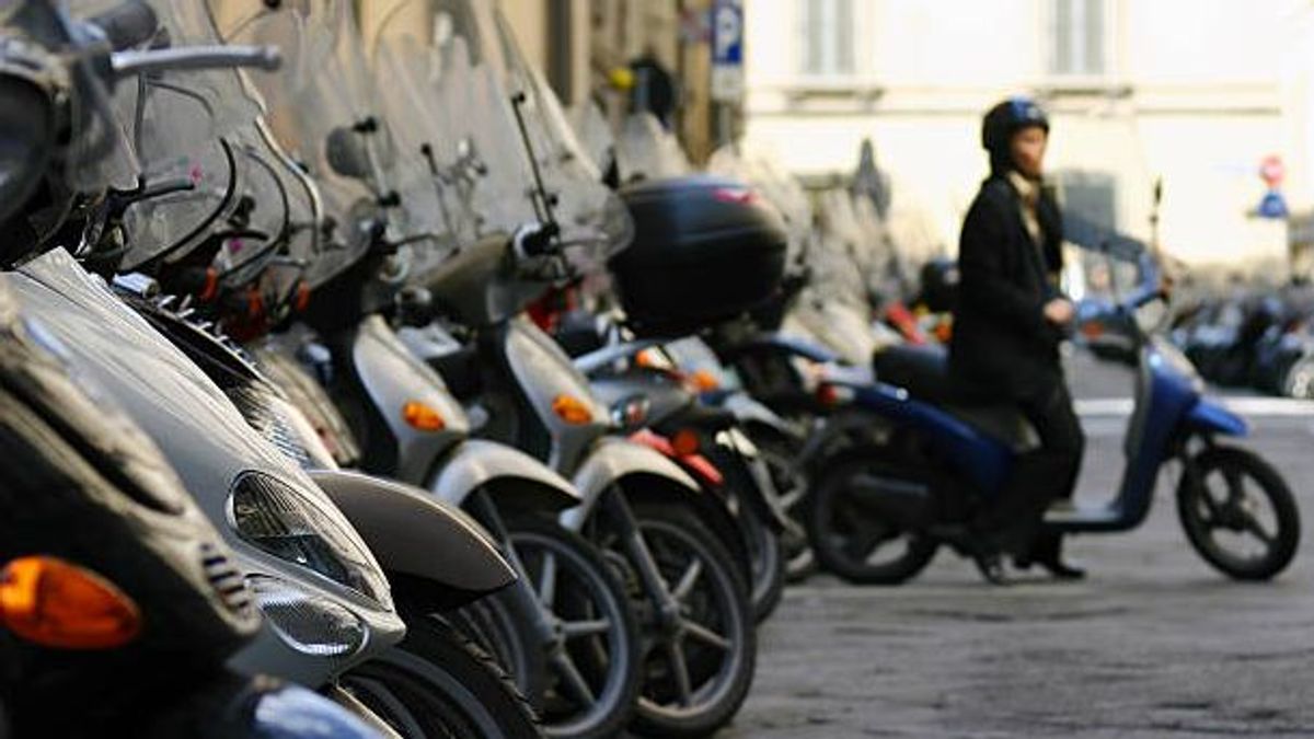 Zona habilitada para estacionar motos Zona habilitada para estacionar motos