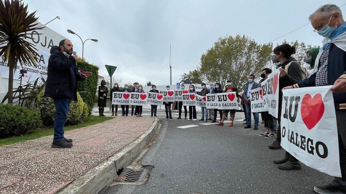 Protesta frente a la isla de A Toxa. Protesta frente a la isla de A Toxa.
