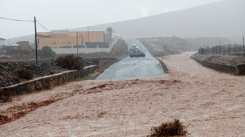 El 'posible' ciclón tropical dejará lluvias torrenciales en Canarias el fin de semana