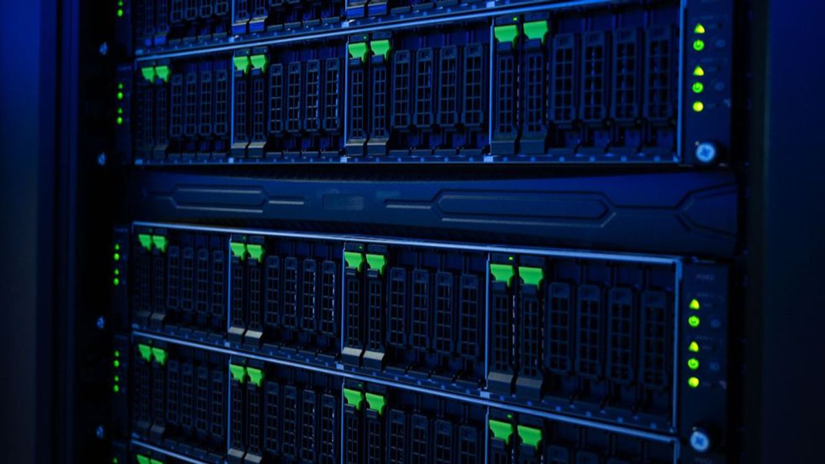El supercomputador FinisTerrae se encuentra en el CESGA, en Santiago de Compostela (A Coruña). El supercomputador FinisTerrae se encuentra en el CESGA, en Santiago de Compostela (A Coruña).