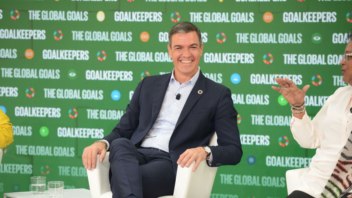 September 21, 2022 - New York, United States:
PM of Spain with Bill and Melinda Gates. (Sam Simmonds/Polaris) /// September 21, 2022 - New York, United States:
PM of Spain with Bill and Melinda Gates. (Sam Simmonds/Polaris) ///