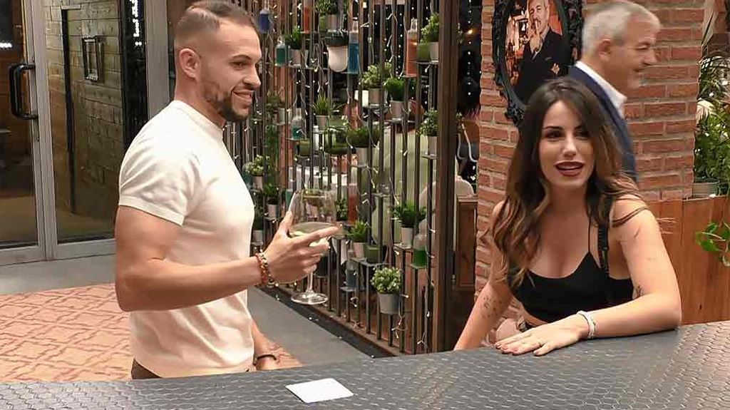 Antonio y Laura durante su cita en 'First Dates'