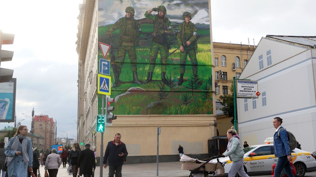 Casarse o cuidar de personas mayores: los intentos desesperados por evitar la movilización militar en Rusia