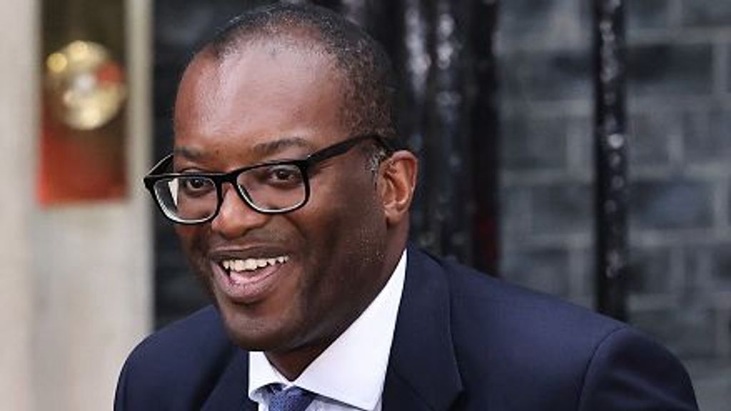 El Ministro de Finanzas británico,  Kwasi Kwarteng