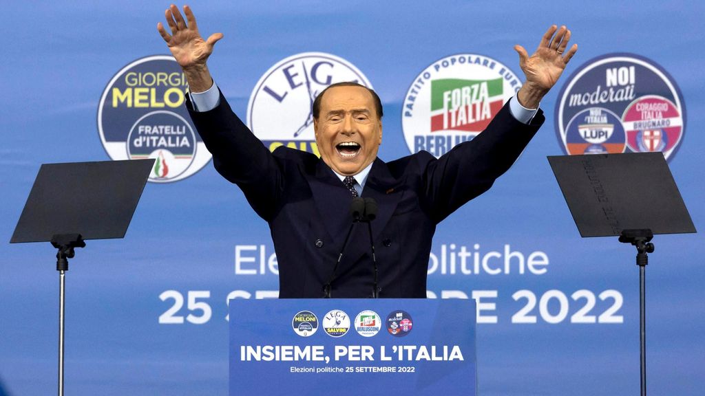 Silvio Berlusconi en el cierre de campaña