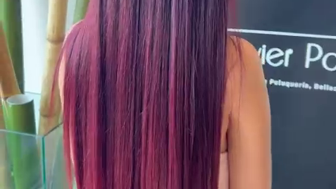 Julia Janeiro se tiñe de pelirroja en su cambio de look más radical