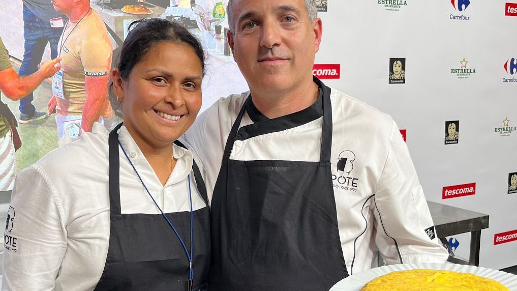 Alberto García y Ana María Suárez, durante el certamen celebrado en Alicante.