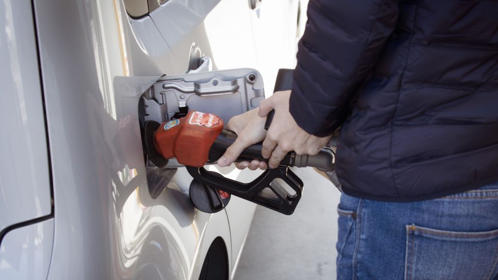 Cuidado con cómo echas gasolina