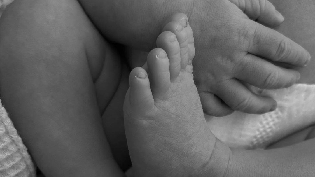 El detalle de Omar Montes para la hija de Violeta Mangriñán