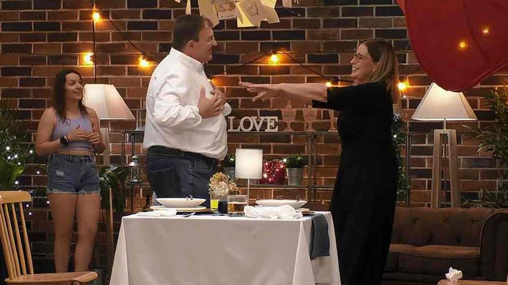 José Antonio, el ‘York de Benidorm’, triunfa en ‘First Dates’: “Soy el más feo del universo”