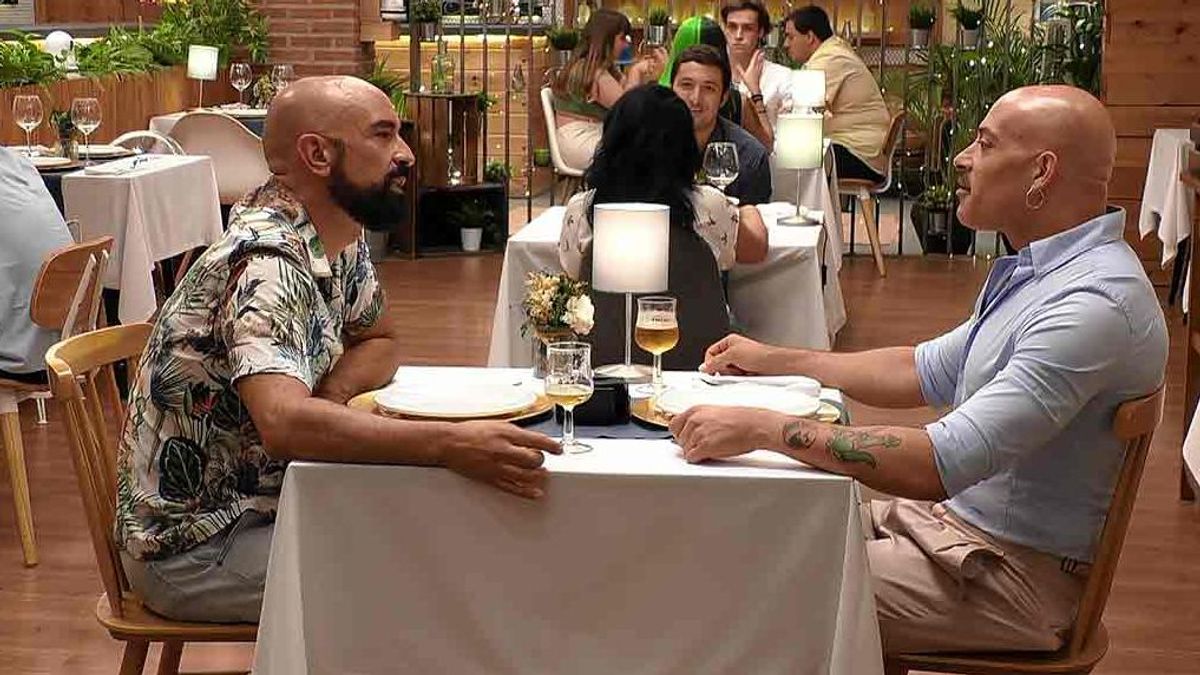 Un soltero de ‘First Dates’ confirma que no es imposible estar dos días sin tener sexo viviendo en Malasaña: “I can´t believe’