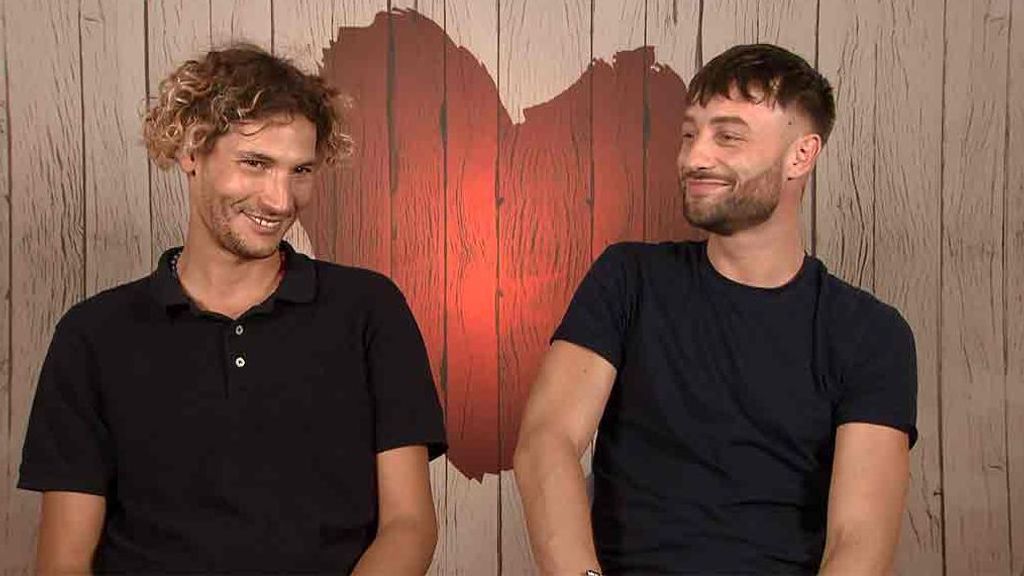 Alan y Gianpaolo durante su cita en 'First Dates'