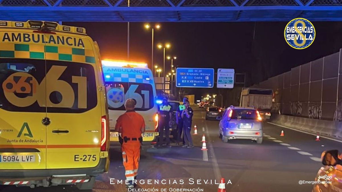 Ambulancia del servicio de Emergencias de Sevilla