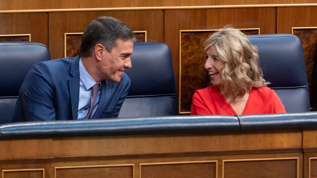 Pedro Sánchez y Yolanda Díaz en un pleno del Congreso el pasado mes de julio