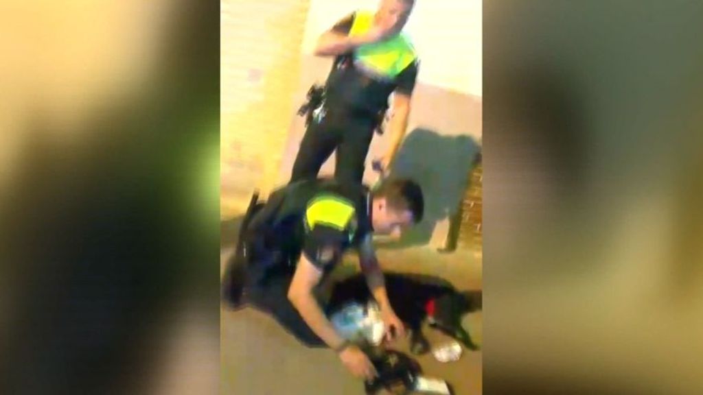 Detenido tras recorrer en metro Valencia con un revólver cargado