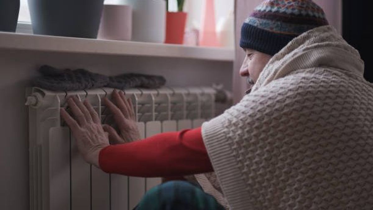 Con los precios del gas y de la electricidad por las nubes, las familias eligen cómo calentar su vivienda en función del precio Con los precios del gas y de la electricidad por las nubes, las familias eligen cómo calentar su vivienda en función del precio
