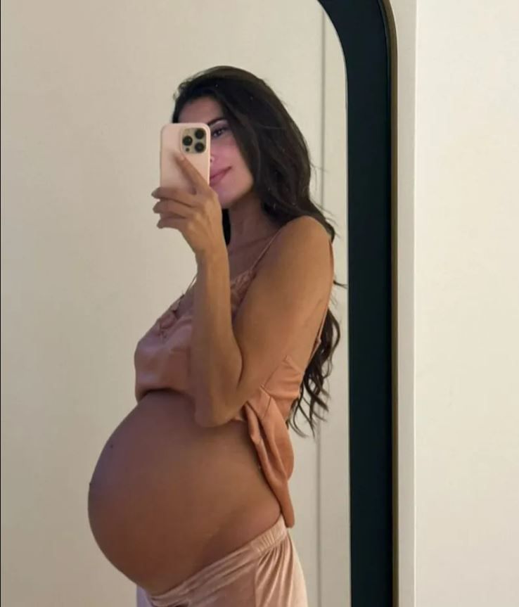 Lidia Torrent muestra su abultada barriguita a punto de dar a luz a su primera hija