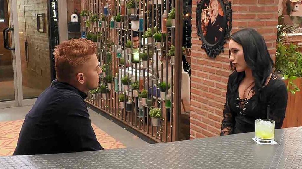 Zulai y Jorge durante su cita en 'First Dates'